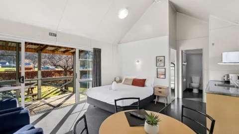 Hampshire Holiday Parks - Arrowtown in Arrowtown