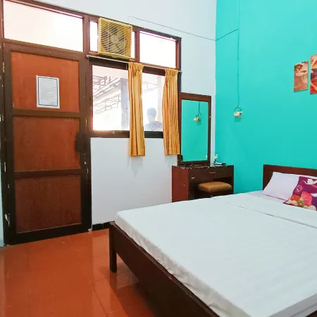 TwoSpaces Living at Sutomo Homestay, Madiun