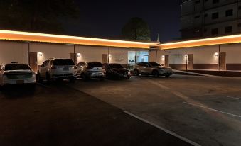 M Plus Hotel Phitsanulok