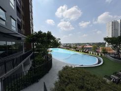 1-minute walk toBTSWutthakat/swimming pool /gym / 300Mbps internet / brand new apartment building