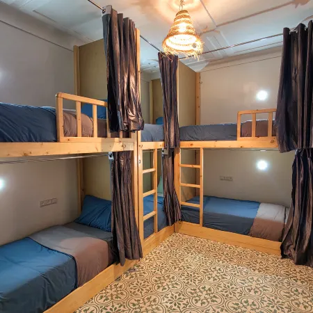 Freedom Yan Hostel