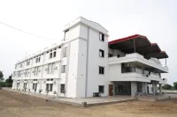 Navkar Palace Hotel & Resort Hotels in Khargone