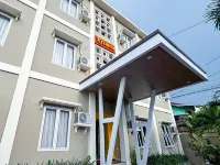 RedDoorz Plus @ Krishna Homestay Kupang Hotel di Kupang