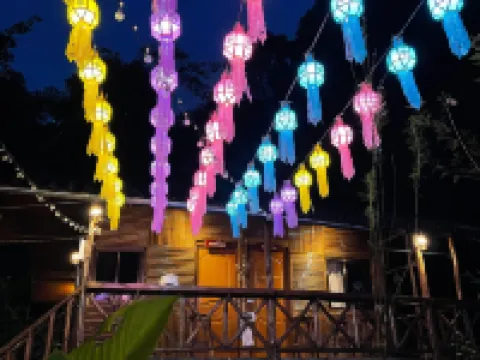 บ้านไม้ไผ่ เทียมตา แม่กำปอง โรงแรมในอำเภอ แม่ออน