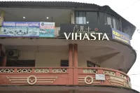 Vihasta Sunrise Hotel by RR Enterprises