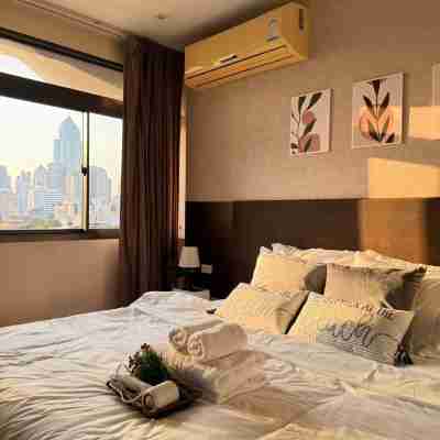 Cozy 1BR and Sofa Bed APT 5min walk Nana BTS 907 Rooms