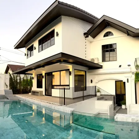 Zenzio pool Villa - Chiangmai