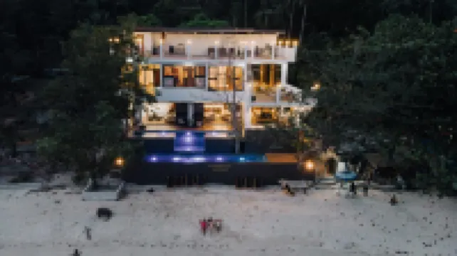 The French Villa-Santander Cebu  호텔