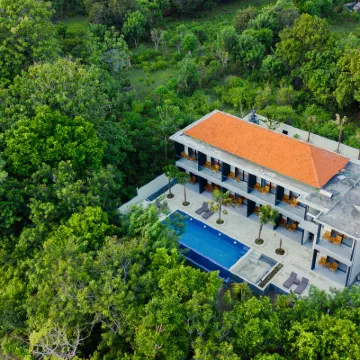 Vasachio Guest House โรงแรมใกล้หาด Balangan Beach