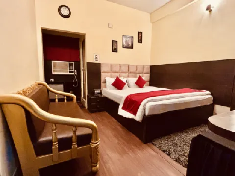 HOLIDEI INN Hotéis em 