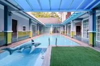 Luxury Villa Smarthome Monterez Club Golf, Shah Alam Отели в г. 