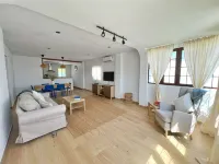 ELIÁ Stylish Holiday Chalet with Private Pool, BBQ