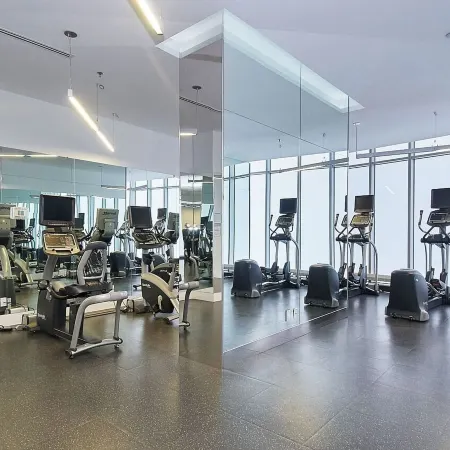 Beautiful Luxurious Modern Condo With Breathtaking Views
