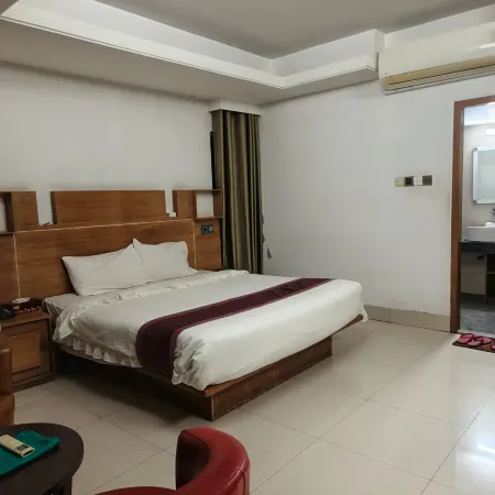 Hotel Clouds Bogura