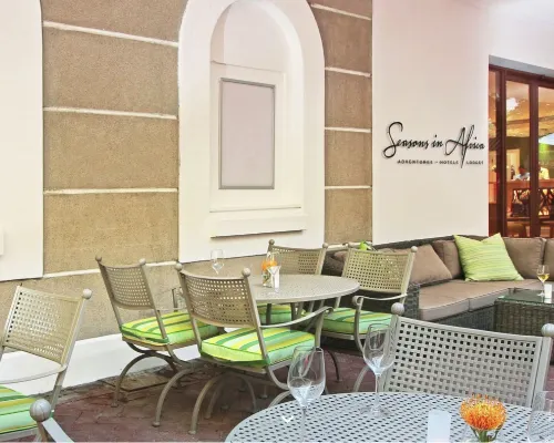 Foreshore Hotel Các khách sạn gần Trung tâm hội nghị CTICC