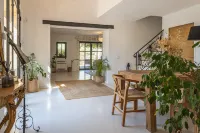 Provencal Mas – Gordes, Pools & Amazing View - 4-Star