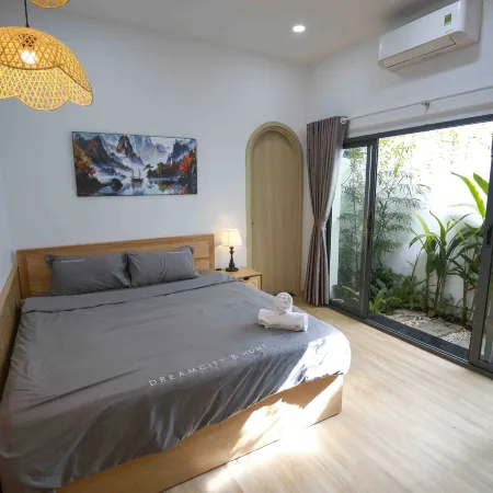 Trăng Non Homestay