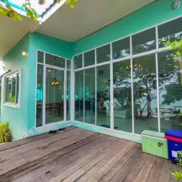 GAO Sailor Mezz Beachfront