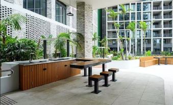 Elegant Art Deco Apartment World Class Building