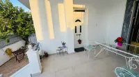 Salamina Urban Escape