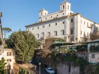 NAMAN HOTELLERIE - Monti Hotels near Piazza Venezia