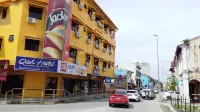 Hotel Q Banda Kaba Near Red Bulding - 2 Sao