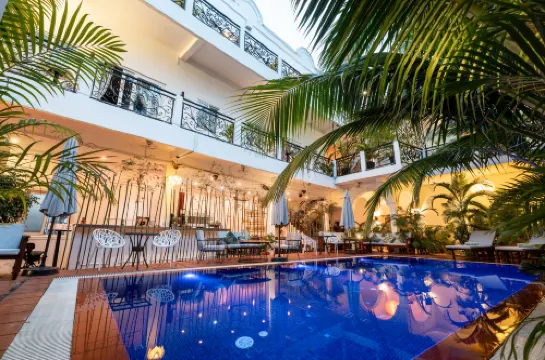 Samaya Boutique & Cuisine