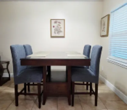 Toria Suites Condo 924