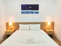 Aqua Beach House Hotels in Sikao