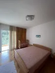 Monterus apartment with sea view