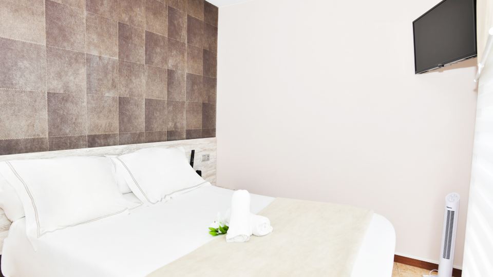 HOTEL ANCORA