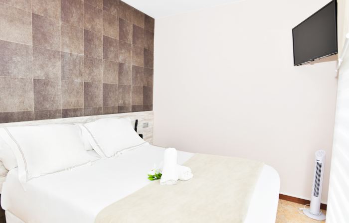 HOTEL ANCORA