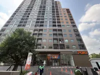 1-minute walk toBTSWutthakat/swimming pool /gym / 300Mbps internet / brand new apartment building