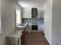 New house, walk to shopping mall, 30 mins to city -  case vacanza in affitto