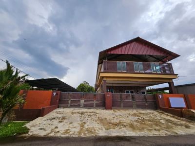 The Blue Guest House, WiFi, Free Parking, Aulong