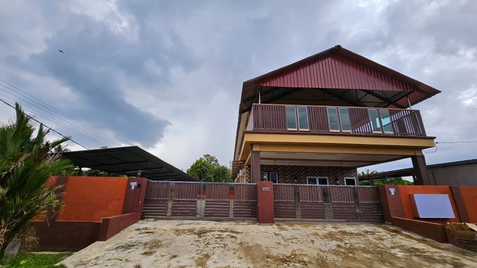 The Blue Guest House, WiFi, Free Parking, Aulong