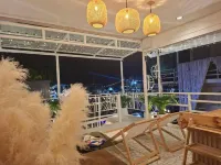 U house homeytel - Hostels