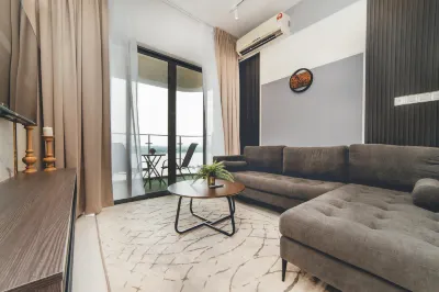Bay Laurel Luxe HighFloor 2BR4Pax Seaview  호텔