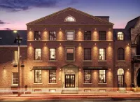Beautiful Retreat in the Heart of the City Leeds Hotels in 