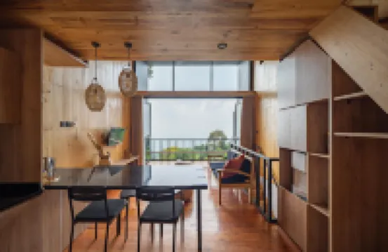 Selayang Oribu - Cabin on the Mountain