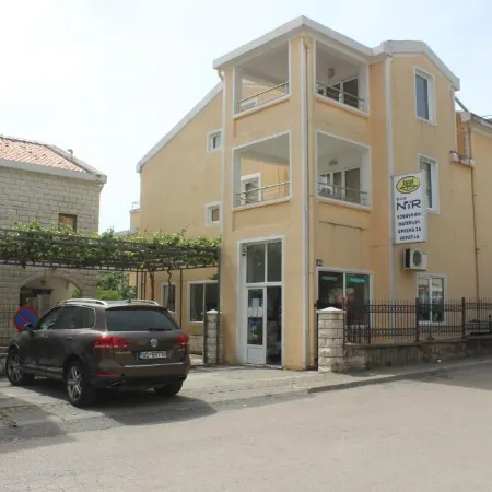 Nir Apartments Budva