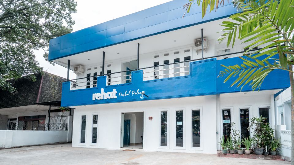 Rehat At Paskal Pelangi