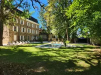 Château de la Rochetière فنادق في Balbins