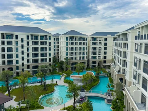 รูปภาพของชื่อเรื่องครอบครัวตำนาน 2 ห้องนอนบางเทา