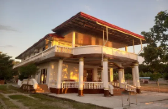 Seven Waves Beachfront la Union 酒店