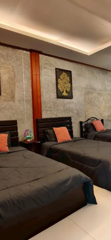 ห้องพัก3เตียง วิวสวน