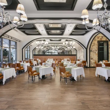 Juju Premier Palace Hotel Отели рядом с достопримечательностью «Пляж Бельдиби»