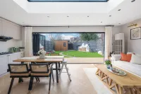 Newly Renovated 4 Bed House with Study in Richmond