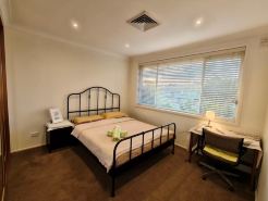 M Room | Quiet & Convenient