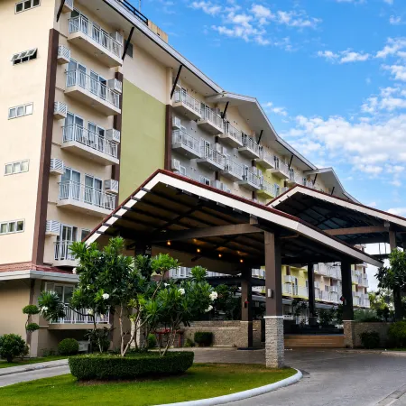 Condo Just 2 Minutes from Mactan-Cebu International Airport